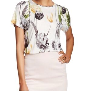 NWT - Catherine Malandrino T-shirt XS